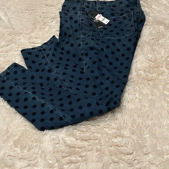 Crown & Ivy Womens Blue Skinny Jeans 10R with Polka Dot embellishments - Picture 14 of 15